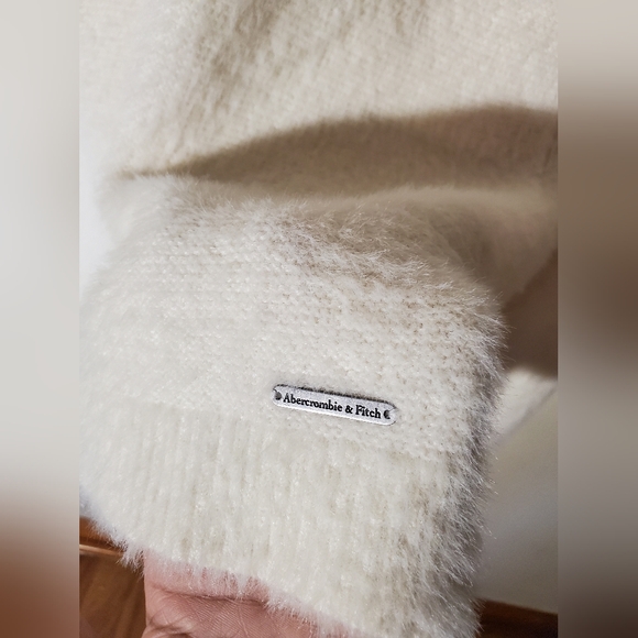 Abercrombie & Fitch Soft AF Sweater Ivory Size M - Picture 8 of 11